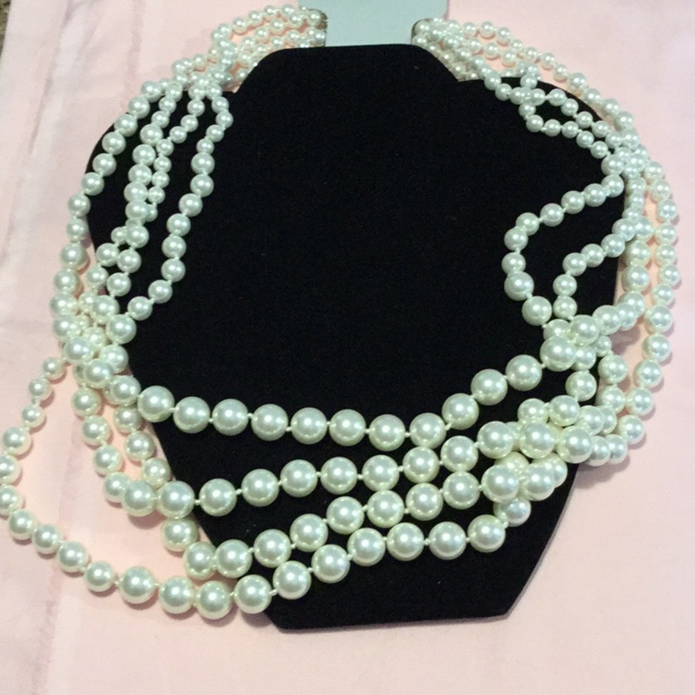 Gorgeous Faux Pearl Bridal Nectlace